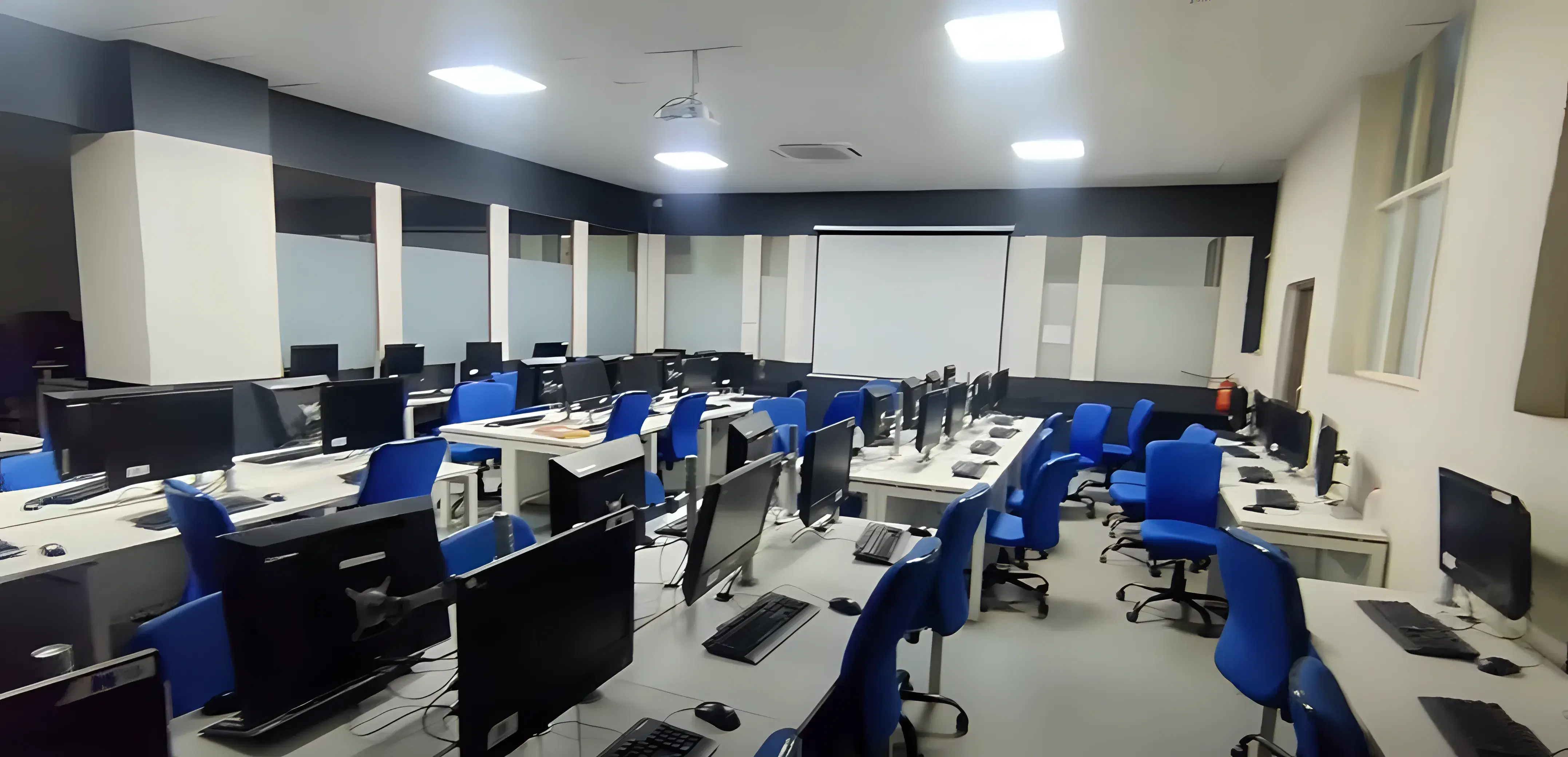 Guru Gobind Singh College of Engineering And Research Centre Nashik Academic Labs photo 1